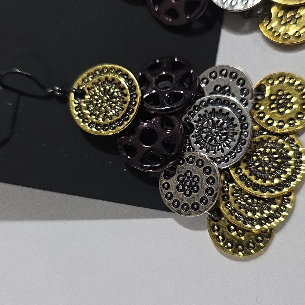 Multi-Tone Filigree Disc Earrings – Gold, Silver & Gunmetal Cascading Layers - Picture 6 of 10